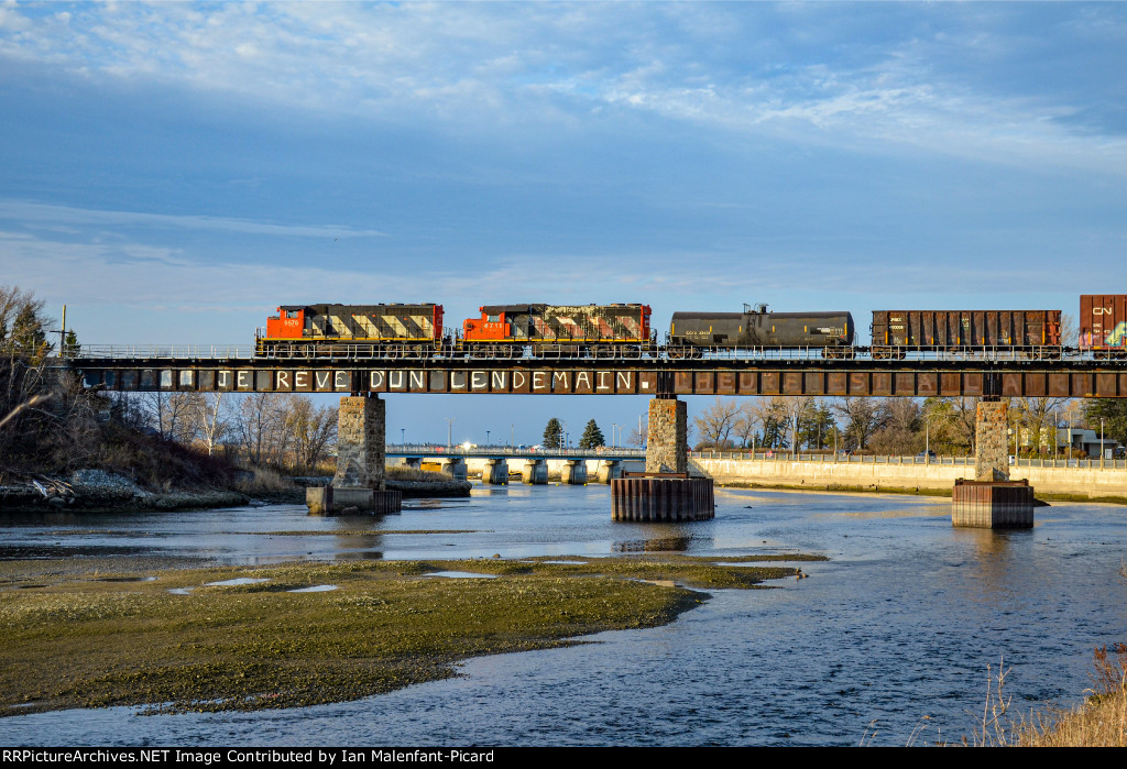 CN 559 crossing the rimouski river